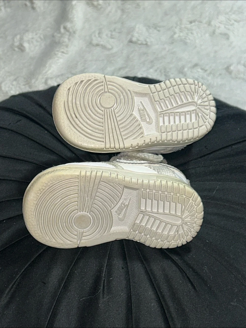 Nike stylish low